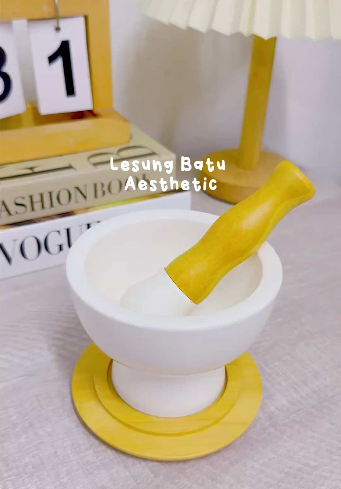 Lesung batu ni bukan untuk hiasan je tau! Memang boleh guna nak tumbuk bahan² ✨  #Lesungbatu #lesungbatuaesthetic #lesungbatuceramic 