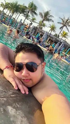 #ATLAS #BALI #HAPPY #chubbyboy 