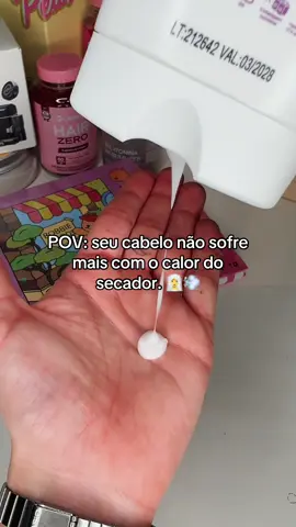Cansada de secar o cabelo e sair parecendo um leãozinho? 🦁 Com o Seca Sem Frizz da Amend, o resultado é de salão, mesmo em casa! Experimente e sinta a diferença no primeiro uso. 💨✨ #CabeloSemFrizz #Amend #TikTokShopBrasil #FinalizaçãoPerfeita #DicaDeBeleza #HairCare #SecadorSemMedo #RotinaCapilar #BelezaReal