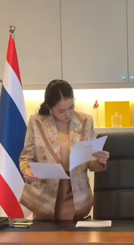 Những điều bà Ing làm cũng chỉ vì lợi ích của nhân dân và đất nước Thái Lan, Cho dù bà ở cương vị nào, góc độ nào thì bà cũng luôn rất tuyệt vời ❤️ Ing Shinawatra @ingshin21 🇻🇳🫶🏻🇹🇭  #thutuongthailan #Paetongtarnshinawatra #paetongtarnshinawatra #shinawatra #primerthailan #thailand #ingshin21 #thailand🇹🇭 #นายกรัฐมนตรี #แพทองธารชินวัตร
