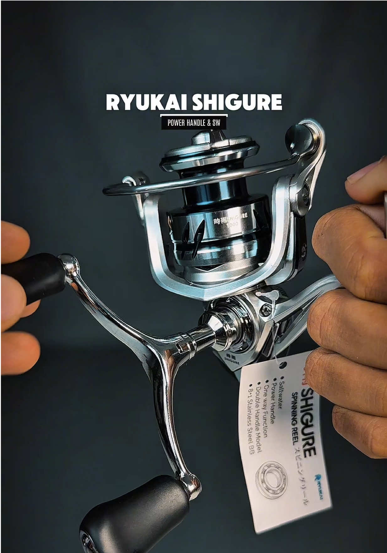 Mirip stradic dengan dua handle bawaan serta reel stand. Reel pancing Ryukai Shigure, power handle dan saltwater resistance. #mancing #reelpancing #reelpowerhandle #reeldoublehandle #reelsw #ryukaishigure #reelryukaishigure 