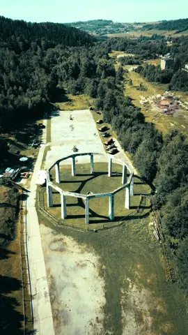 Hitler's bell - wonder weapon or myth? Deep in the forests of what is now Poland, there is a strange concrete structure - ring-shaped, difficult to access, as if it were the base for something unreal. The locals just call it 