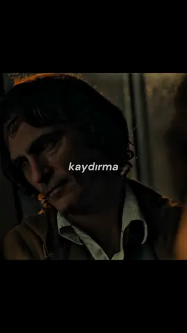 Sıradan bir adamsan izleme!