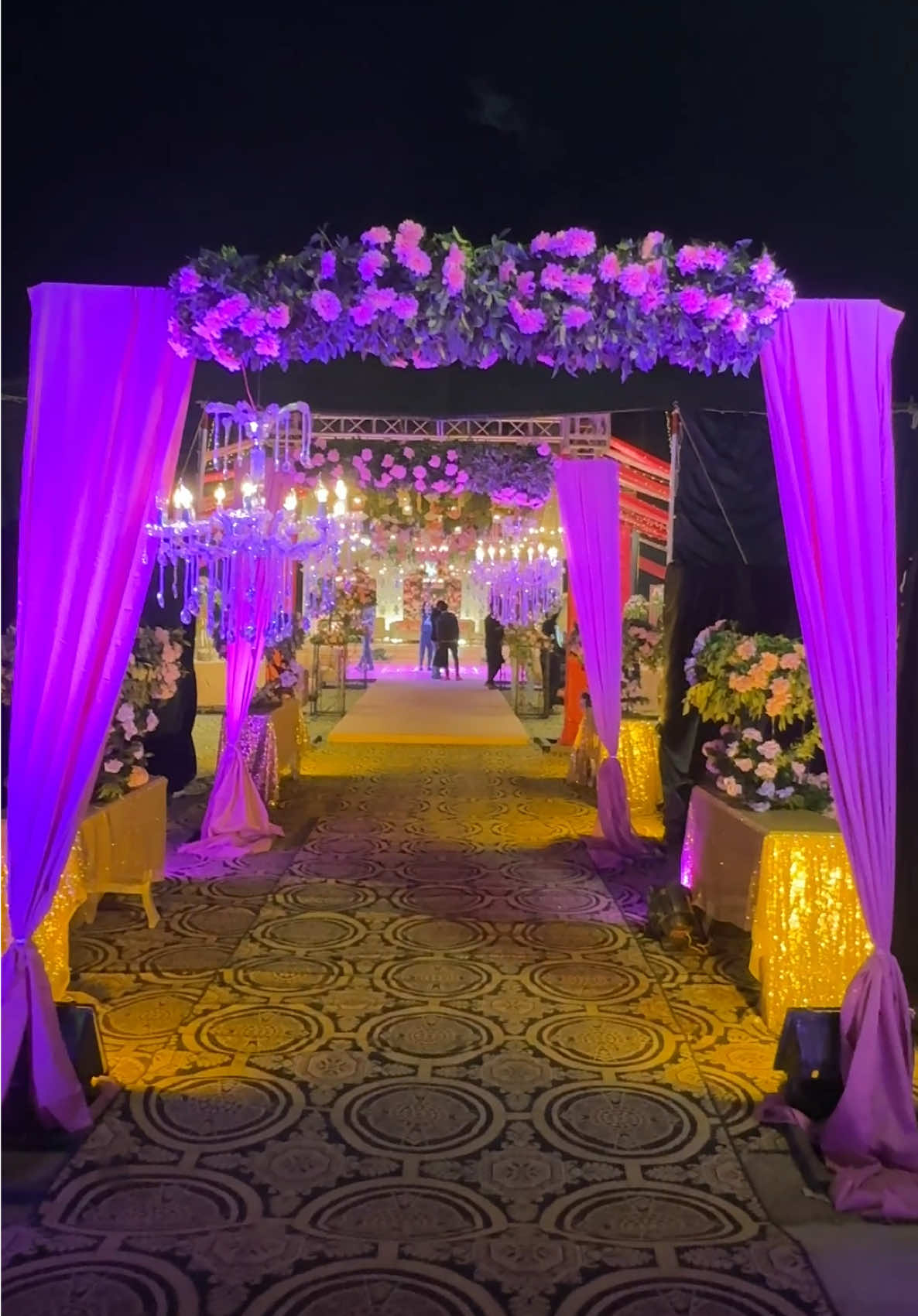#junaid_caterers #eventplanner #catering #decoration #food #foryou #foryoupage #weddingtiktok #events_by_junaid #tiktok 
