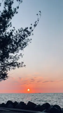 l got it. #fyp #fypage #fy #fypage #fortnite #foryou #pantai #sunset #pantaimarina #semarang #fyppp #vibes #4upage 