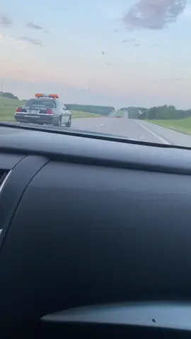 🚔👮‍♂️😬