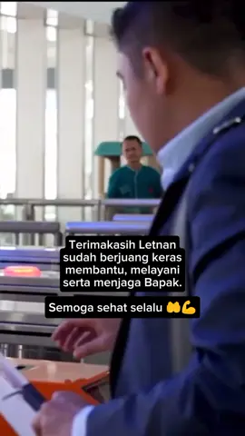 Semoga sehat selalu semuanya🤲 Beliau sangat membantu dan saya seperti merasa Dia sangat mewakili saya menjaga Bapak😁 #fypシ  #presidenprabowo  #letkolteddy  #jhonydiogenflico 