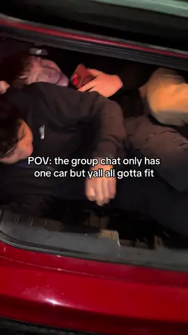 as long as the plans make it out the group chat 😭 #nahuevona_tv #fyp #fypシ #explore #funny #plans #pov #groupchat #funnyvideos #viral 