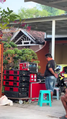 #danyaudiomojokerto @Dany Firmansyah @Dany Pro Audio #fypageシ #fypviralシ #Danyaudio #phaselab #bncspeaker #clagank #timngesotbedilgank #mantanalcoholteam #horegjawatimur #soundviral #fyppppppppppppppppppppppp 