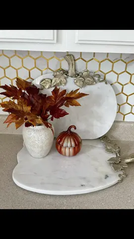 Ya se acerca una de las temporadas más bellas del año .. otoño 🍂 me encanta enlace en mi perfil #DecoraciónDeOtoño #Otoño2025 #DecoraciónLujosa #EstiloOtoñal 