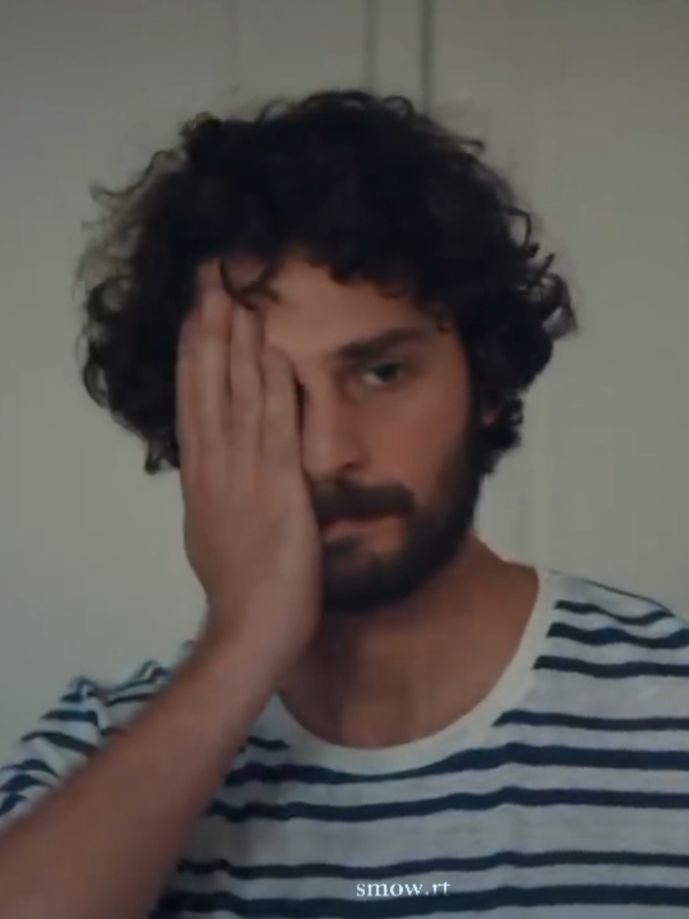 هوليا لاعبه فيه لعب😭😭😭 #hayatşarkısı #explore #fypシ゚ #اغنية_الحياة #edit 