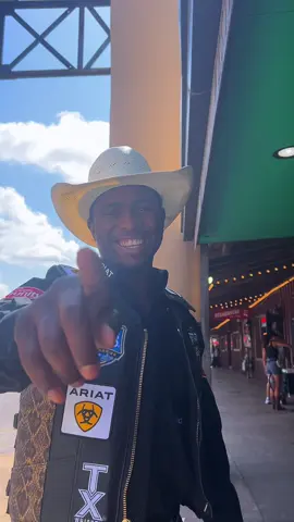 All smiles here😁 #cowboy #bullriding #smiley #pbr  @Ezekiel Mitchell 