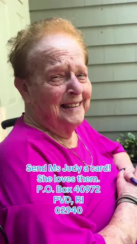 She hates the wind, the sun the air, basically everything. ❤️ #fyp #caregiving #funnymom #care #laugh 