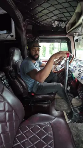 How smooth are you? . . . #smoothoperator #trucking #trucksoftiktok #peterbilt #18speed #jakebrake #trucktok #truckerslife #fyp