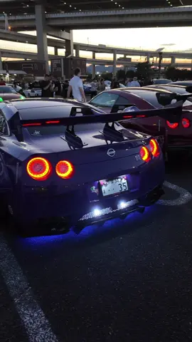 LB★WORKS GTR🚘in Daikoku🚘🇯🇵 🎥@niko0813 #libertywalkkato #libertywalk #lb #lbperformance #lbworks #libertywalkgtr #libertywalknation  #リバティーウォーク #car #OMGTR #turbo #skylinegtr #jdm  #r35 #drift  #godzilla #nismo  #gtr #gtrnation #fiexhaust #nissan #nissanjapan  #日産 #reels #nikophotograph #japan #tokyo #daikoku #wangan 