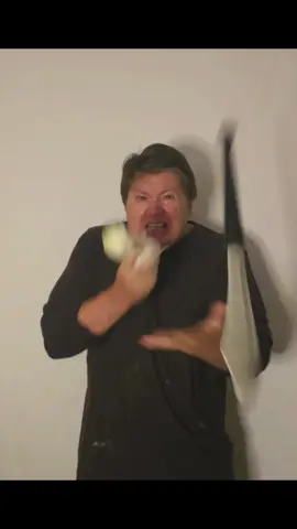 Crying Man Juggles Knife & Eats Onions #onion #cry #juggling 