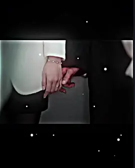 أياك أن تقارن حبي لك بأي مخلوق أني حتى في غيابك أحبك يبعد رويحتي.... 