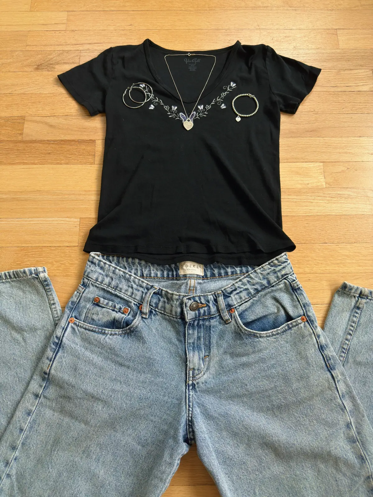 Yay senior year! #outfitinspo #outfitideas #summeroutfit #backtoschool #fyp 