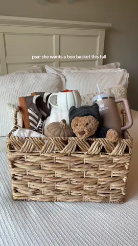 almost that time again #boobasket #povhelistens #fall #fallvibes #boobasketideas 