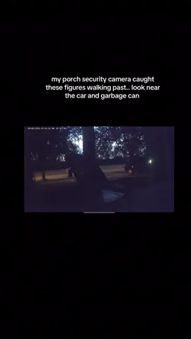 uhhh spooky #paranormal #paranormaltiktok #paranormalvideos #ghost #caughtoncamera 