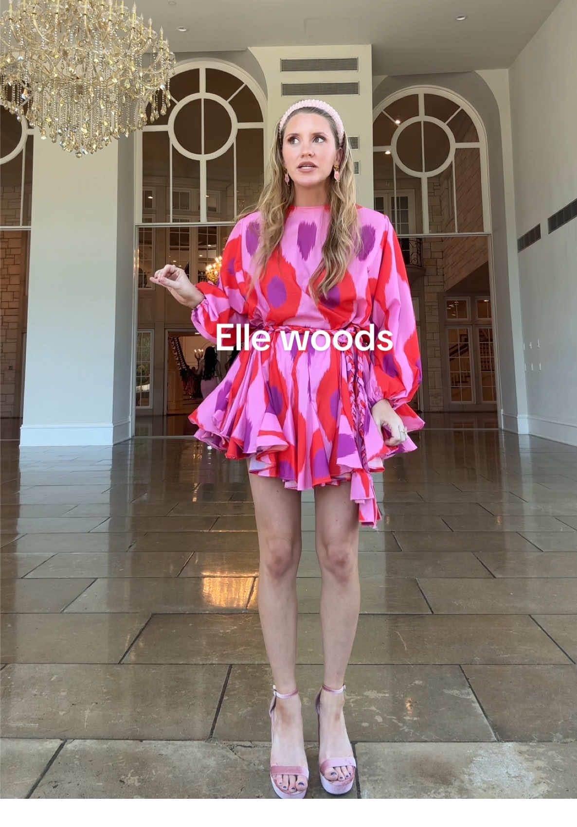 Call me Elle! #legallyblonde #travel #momtok #staticnails #fashion @Reese Witherspoon @STATIC NAILS®️ 