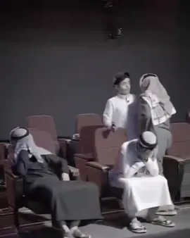 لاتحزن ع أمرا قد ابڪاڪ فرب العرش أحبڪ حين ابتلاڪ