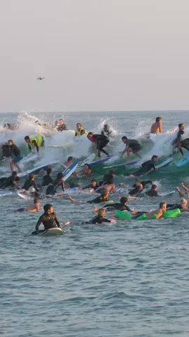 The Ultimate Party Wave #beach #wave #crowded #fypage 