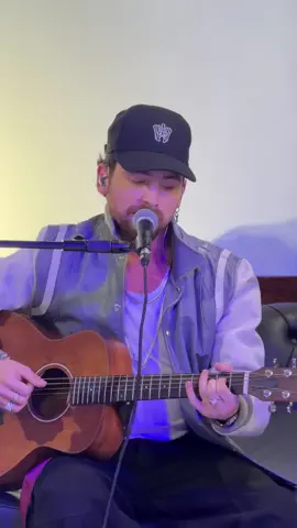 Y este cover de Sin Bandera? 😍 @maxiespindola @Sin Bandera  #maxiespindola #tevivenir #cover #sinbandera #somoslacasa #circuitocerrado #live #fyp #fy #foryou #Viral 