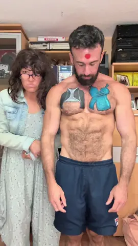 Embellecimiento automático activado 🔥 @Tamara #humor #tiktokfunny #comedia #parati #rejuvenecer #belleza #tiktokviral #maquina #tiktokespana #fyp #funnytiktok #machine #spa #antesydespues #GlowUp #transformation