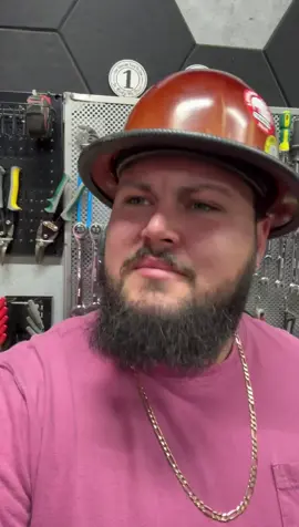 Ricky’s a “valued” employee! Are you? #rickyandtheboss #BreadstickRicky #RoughNeckRoscoe 