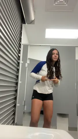 this dance is fireeeee#volleyball #7#fyppppppppppppppppppppppp#goated 