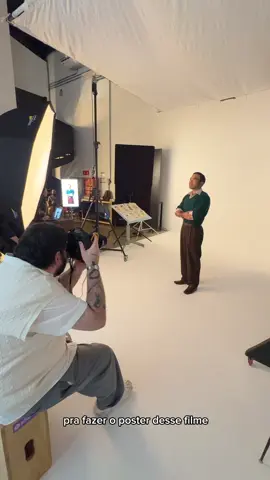 o dia em que fotografamos o pôster do filme “Mauricio de Sousa: O Filme” - muito orgulho do resultado final e da minha equipe! e ansioso para vocês assistirem ao filme dia 23/10! #msp #mauriciodesousa #turmadamonica #filme #filmenacional #disney #cinema 