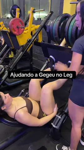 @GeGeu  #Vlog #vlogs #academia #legday 