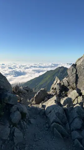 Yang mau ke tateyama libur musim panas ini semoga dapet view bagus☺️ #kenshuseijapan🇮🇩🇯🇵🎌 #kensusei🇮🇩🇯🇵 #japanvibes #tateyama #pendakigunung #aesthetic #senja 