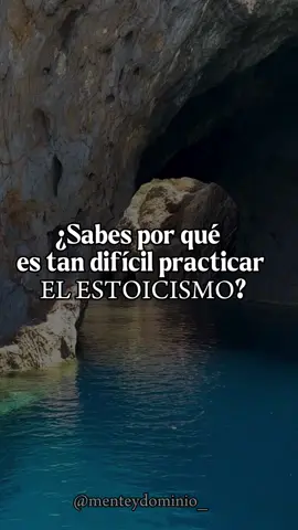 Muchos repiten frases sobre autocontrol. Pero el verdadero dominio empieza cuando eliges el silencio en medio del caos. Eso no es debilidad. Es fortaleza entrenada. 🧠 Cuéntame en los comentarios: ¿Cuál fue la última situación que te sacó de tu centro emocional? Y si estás listo para entrenar tu mente con herramientas reales, sígueme en @menteydominio_ #estoicismo #estoicismodiario #estoico #menteydominio  #pazmental #desarrollopersonal #autocontrolemocional