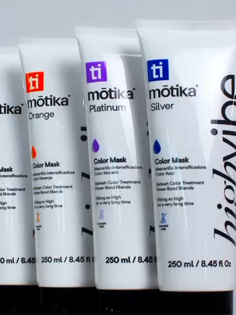 El secreto de un tono perfecto esta aquí con Highvibe✨ Nuestros shampoos y mascarillas profesionales están diseñados para cuidar, proteger y matizar tu cabello.💆‍♀ 👉 Encuentra la línea completa en el carrito naranja! #RubiasMotika #MatizaConEstilo #Blondesrule #Darkside #Highvibe #PlatinadoPerfecto #HairCare