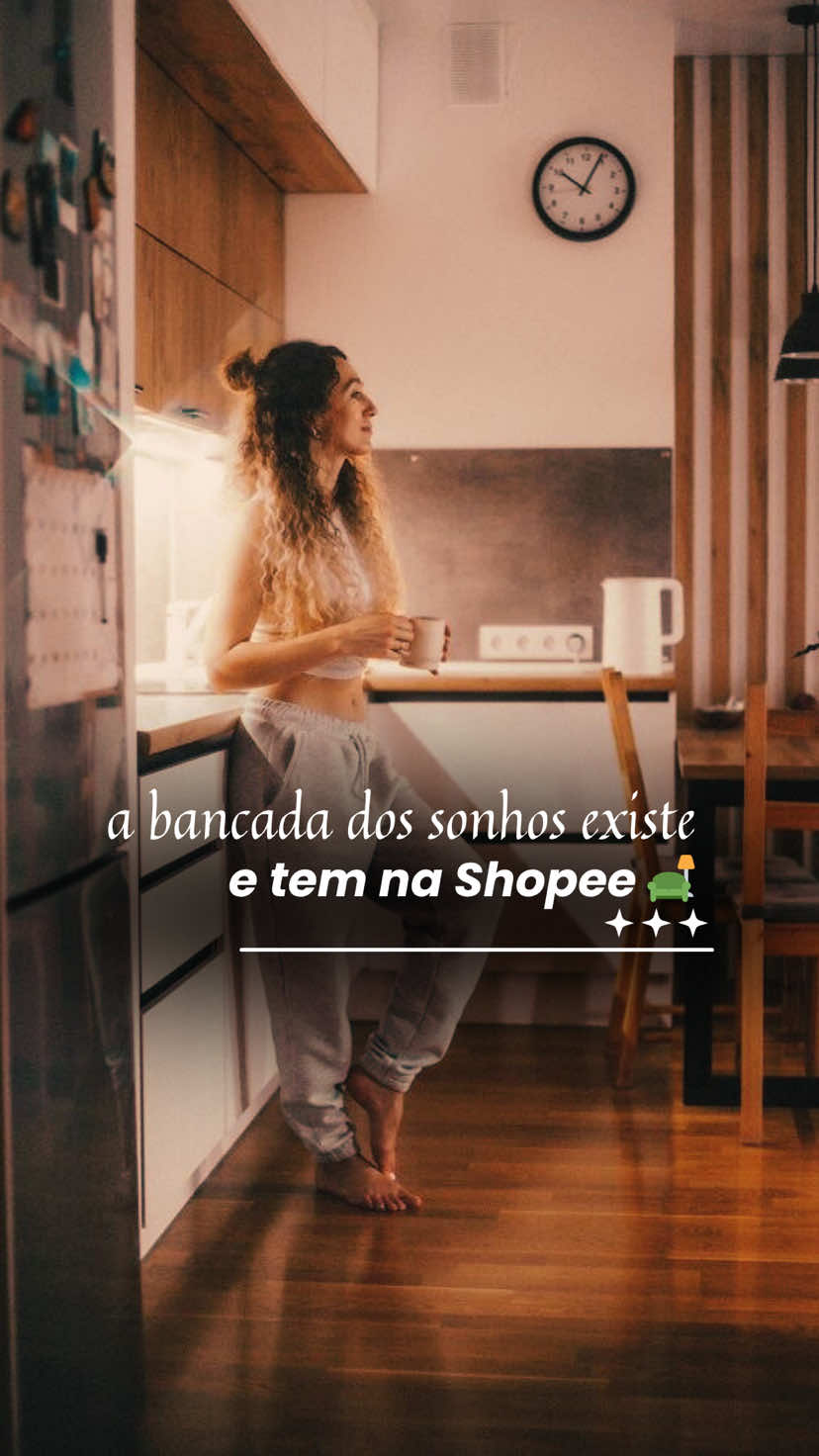 A bancada ilha ripada perfeita que tem na shopee. Quer o link? Deixe um comentário que te mando.  #decoração #ilhagourmet #cozinha #comprinhas #movel 