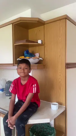 AMA haru ko esto energy ka bata aucha k vagwan ma ta ek din ko chutti ma ta alchi ko poko vara baschu🤣🙈 #nepalitiktoker #nepalikhana 
