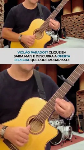 🎸 Seu violão tá pegando poeira? Já somos mais de 75 mil alunos que decidiram aprender de verdade! Chega de tentar sozinho e se frustrar... Você só precisa de um método que facilite o seu caminho! 🔥 Aulas práticas, passo a passo e no seu ritmo — do zero ao avançado. E o melhor: com uma oferta especial por tempo limitado! 👉 Clique em “Saiba Mais” ou no link da bio e comece hoje mesmo!