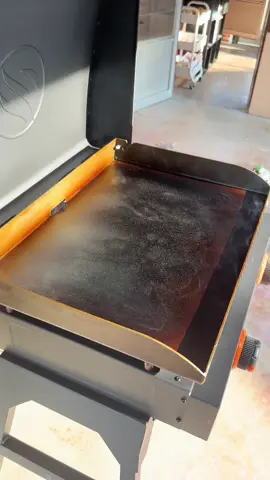 Ep 12. | seasoning my new blackstone #fyp #cook #blackstone #blackstonegriddle #ditl #constructionlife #motivation 