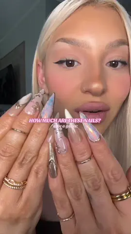 Just get them babe! 🩷🎀🙌🏼#girlythings #girlytok #pressonnails #pressons