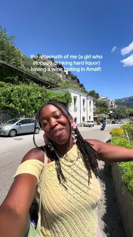 Why would he out me like this 😭 #amalficoast #eurosummer 