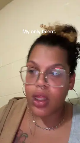 I can’t do many things but this, this I can do! Used to print the lyrics out in middle school 🤣