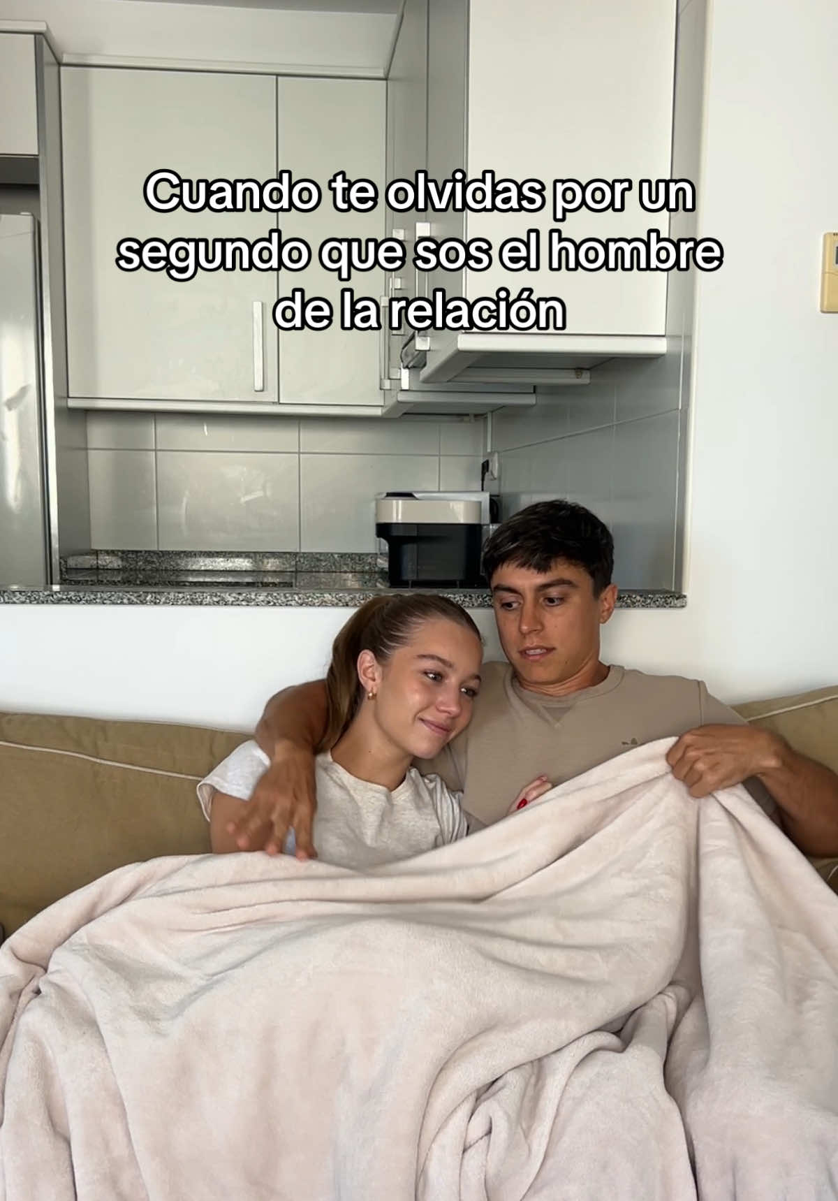 Puede pasar 😂 #novios #couples 