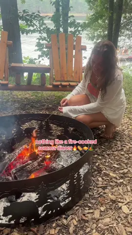 best summa dinner #campfire #hotdogs #campfirepie #lakedays #Summer #boatdays #hometown #tanning #summer2025 #happy 
