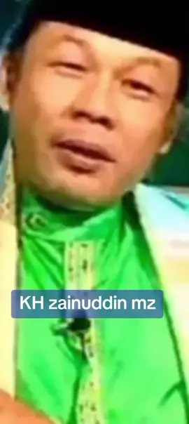 jadi manusia tu gak boleh  sombong . walau kau di atas maupun di bawah.. semua sama #semuaorangbaik 