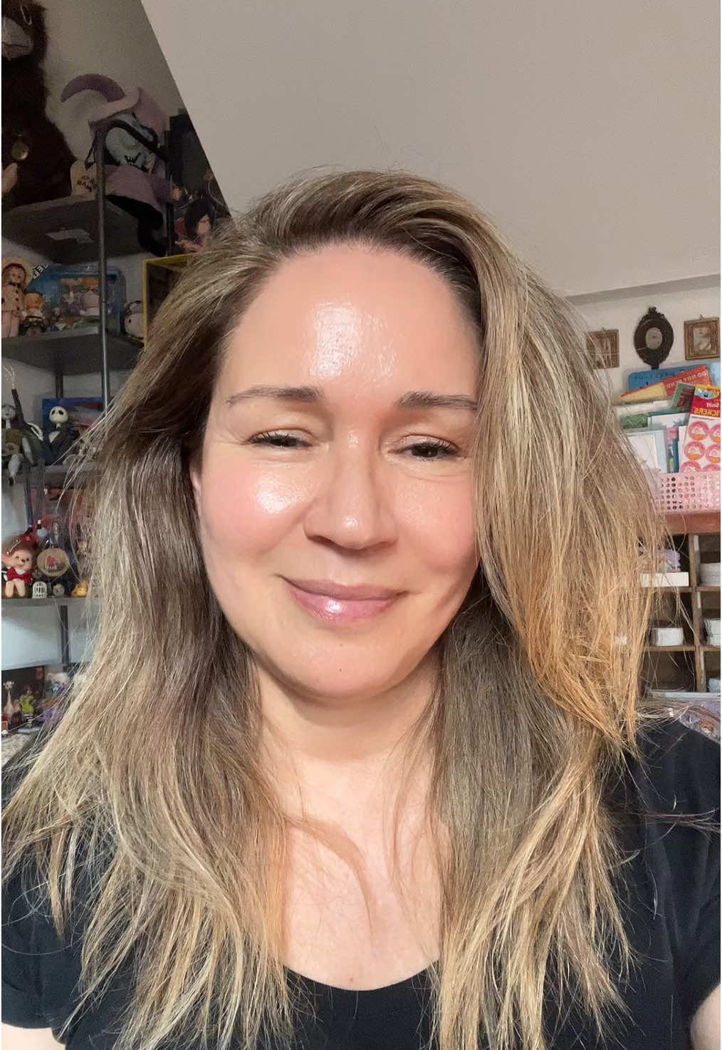 Who wants to know about my journey of becoming an artist at age 42? 