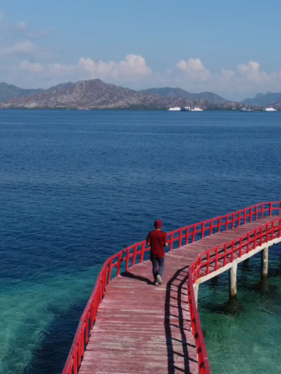 Berpetualanglah, Maka Kau Akan Mendapati Ribuan Memori yang Tak Tergantikan Oleh Apapun #JalaninAja #story #aesthetic #alam #wonderfulindonesia 