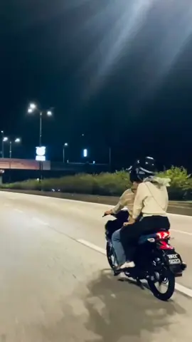 lebih suka berdua dari mendua 