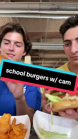 🍔🍔🍔🍔🍔 #fyp #foryou #mukbang #food #burger @kara.kreb @cameronweber79 